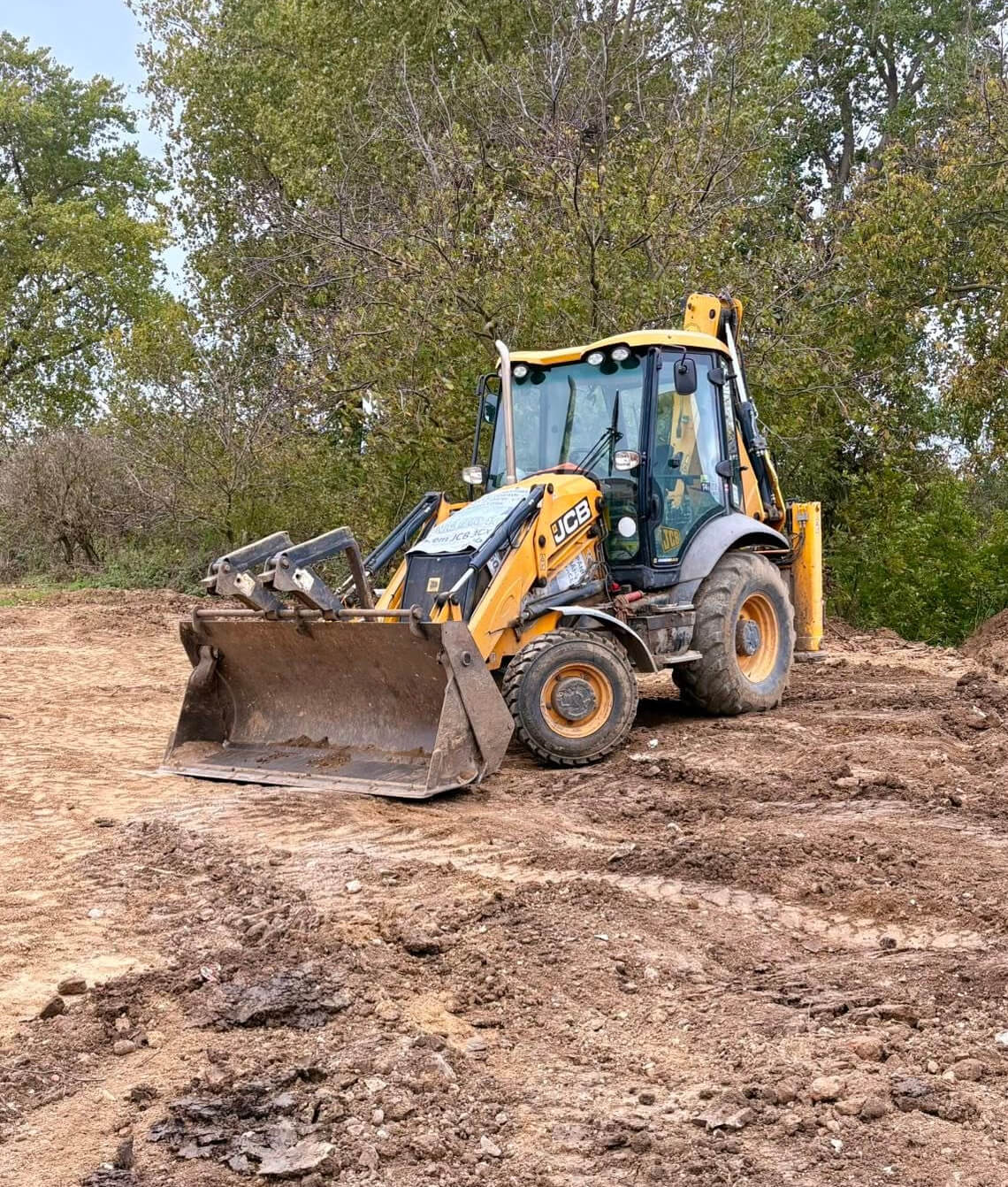 JCB - Bagry Mičík Kyjov, Hodonín